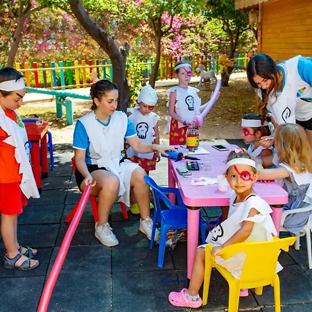 Daima Biz - Dolusu Aquapark Access Kemer