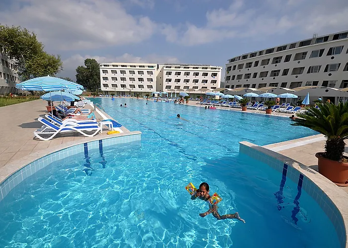 Daima Biz - Dolusu Aquapark Access 5*