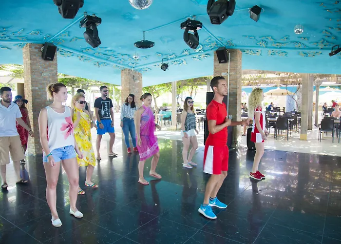 Daima Biz - Dolusu Aquapark Access Ξενοδοχείο Κεμέρ