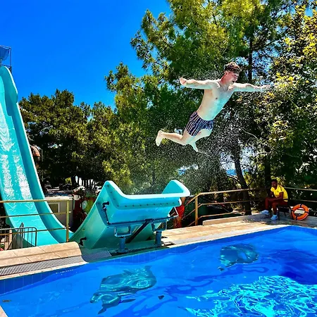 Отель Daima Biz - Dolusu Aquapark Access