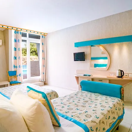 Daima Biz - Dolusu Aquapark Access Hotel 5*
