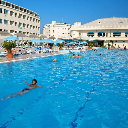 Daima Biz - Dolusu Aquapark Access Кемер