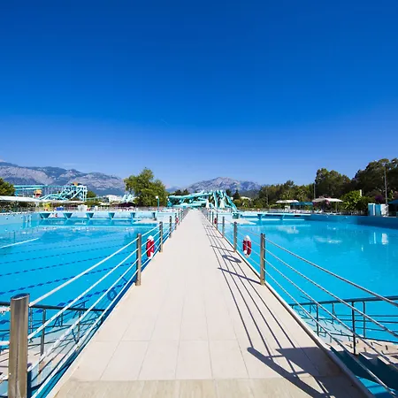 Daima Biz - Dolusu Aquapark Access קמר