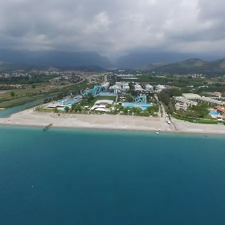Daima Biz - Dolusu Aquapark Access מלון 5*